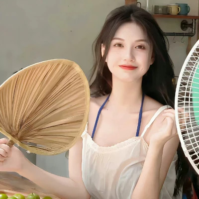 新款2025微信真人女生头像
