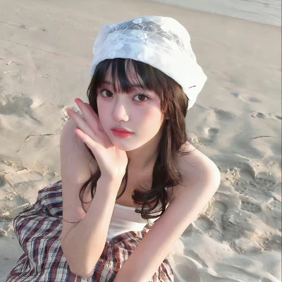 精选2025微信真人女生头像