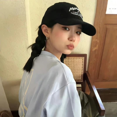 高清新款2025微信真人女生头像