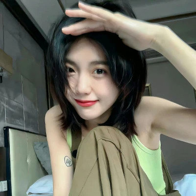 美丽独特2025微信真人女生头像