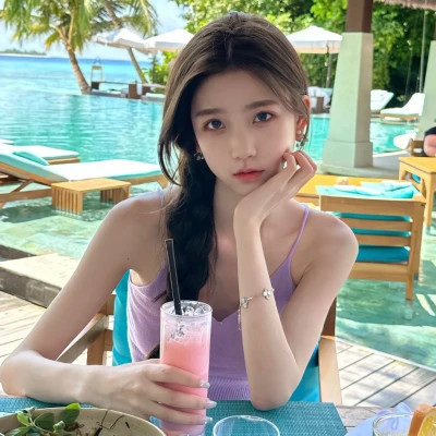 美丽独特2025微信真人女生头像