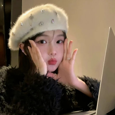 美丽独特2025微信真人女生头像