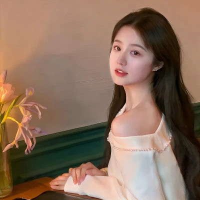 美丽独特2025微信真人女生头像
