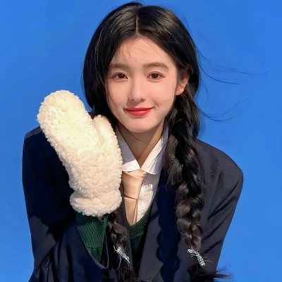 美丽独特2025微信真人女生头像