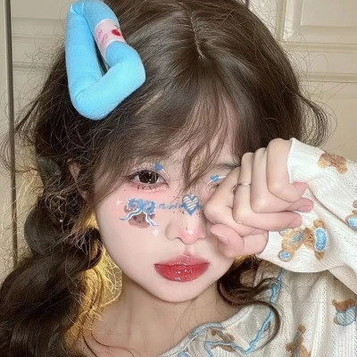 2025最漂亮的真人女生头像图片