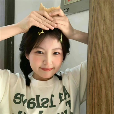 2025热门真人女生头像图片