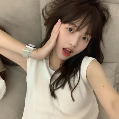 2025热门真人女生头像图片