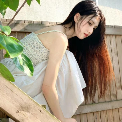 2025热门真人女生头像图片