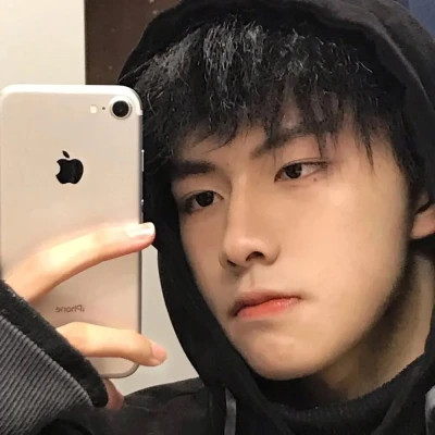 2025最新真人男生头像图片高清大图