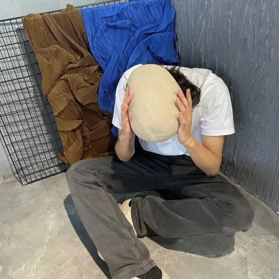 侧脸男生头像