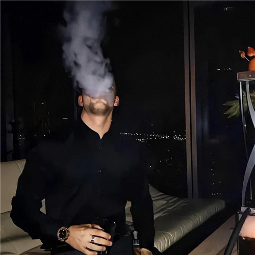 努力奋斗成功人士男生头像图片