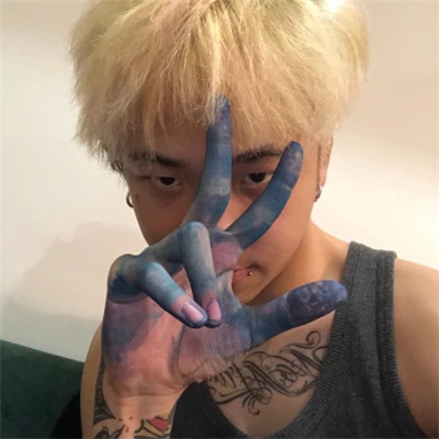 2025最新男生头像图片精选