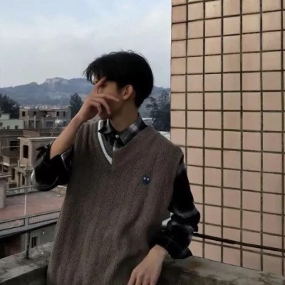 2025最新男生头像图片精选