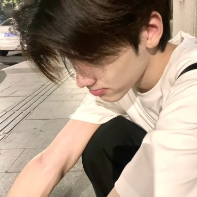2025个性潮流男生头像图片