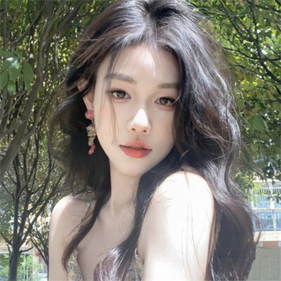 2025年女生头像图片精选