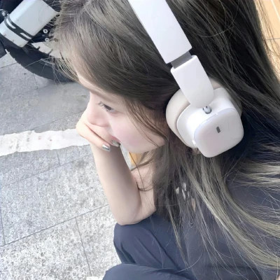 超级好看的2025年女生头像图片