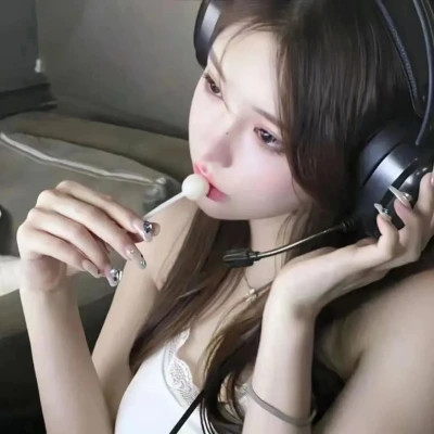 超级好看的2025年女生头像图片