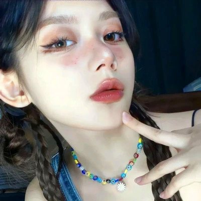 2025年女生头像图片