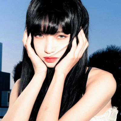 2025年女生头像图片