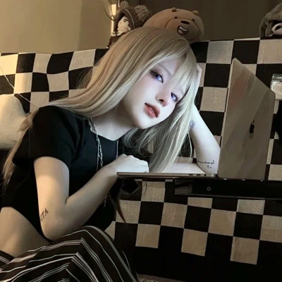 2025年女生头像图片