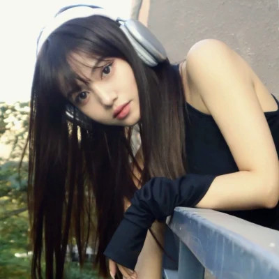 2025年女生头像图片