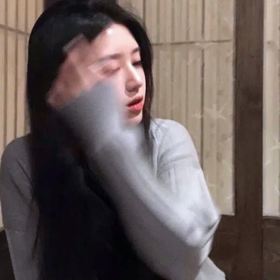 高清2025年女生头像图片