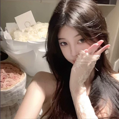 绝美2025年女生头像图片