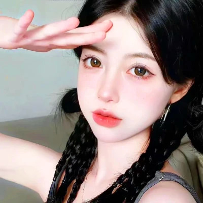 绝美2025年女生头像图片