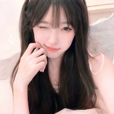绝美2025年女生头像图片