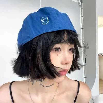 精选2025年女生头像图片