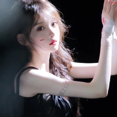 2025年流行女生头像图片