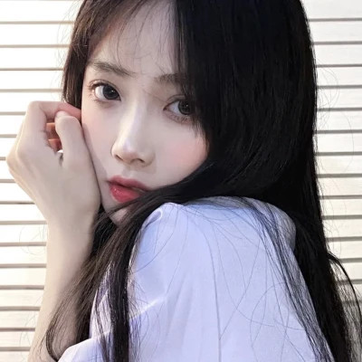 2025年女生头像图片