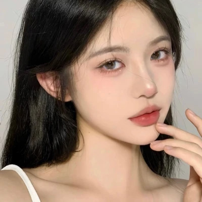 精选2025年女生头像图片