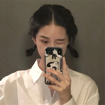 精选2025年女生头像图片