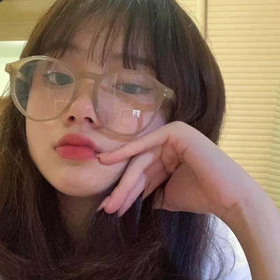 精选2025年女生头像图片