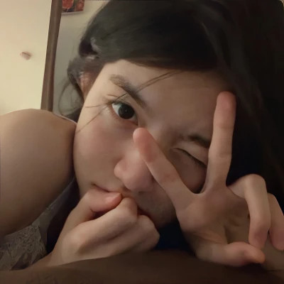 时尚潮流的2025年女生头像图片