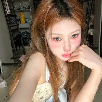2025年女生头像图片精选