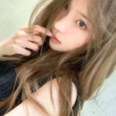 2025年最新真人女生头像