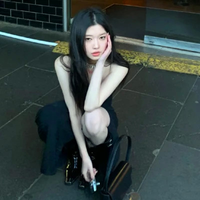 2025年最新真人女生头像