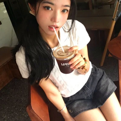 2025年最新真人女生头像