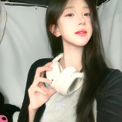 2025精选真人女生头像