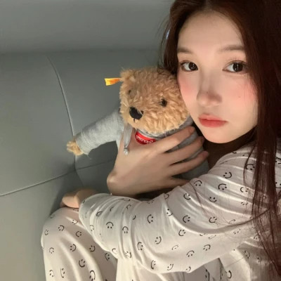 2025最新真人女生头像