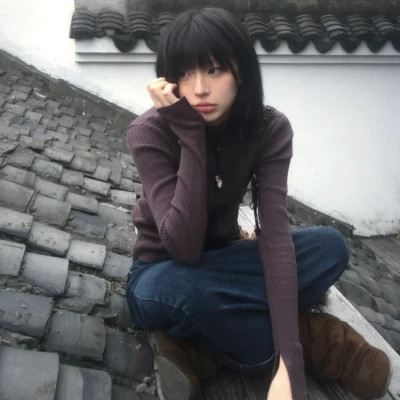 2025年最IN潮流个性女生头像图片