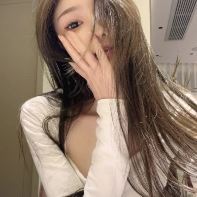 2025年最IN潮流个性女生头像图片