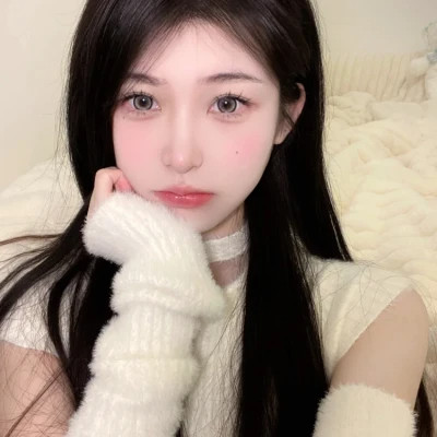 2025年新款热门女生头像