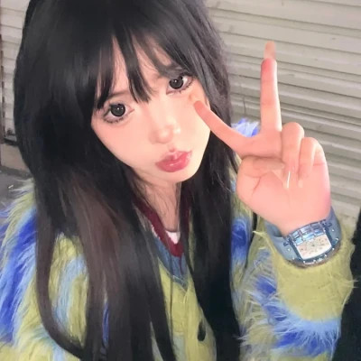 2025年新款热门女生头像