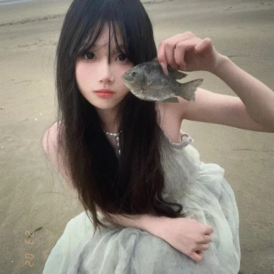2025年新款热门女生头像