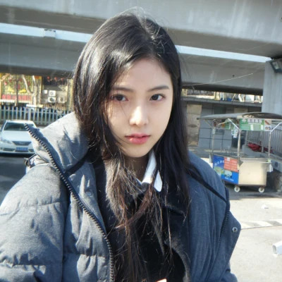 2025年引领潮流时尚女生头像图片