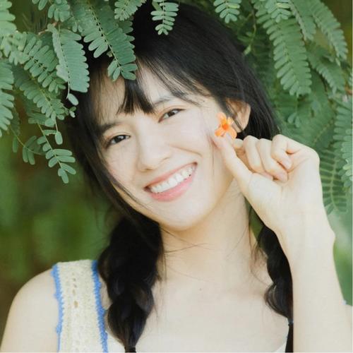 2025年网上高清好看的最火女生头像图片