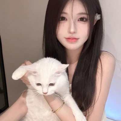 2025最新潮流女生头像